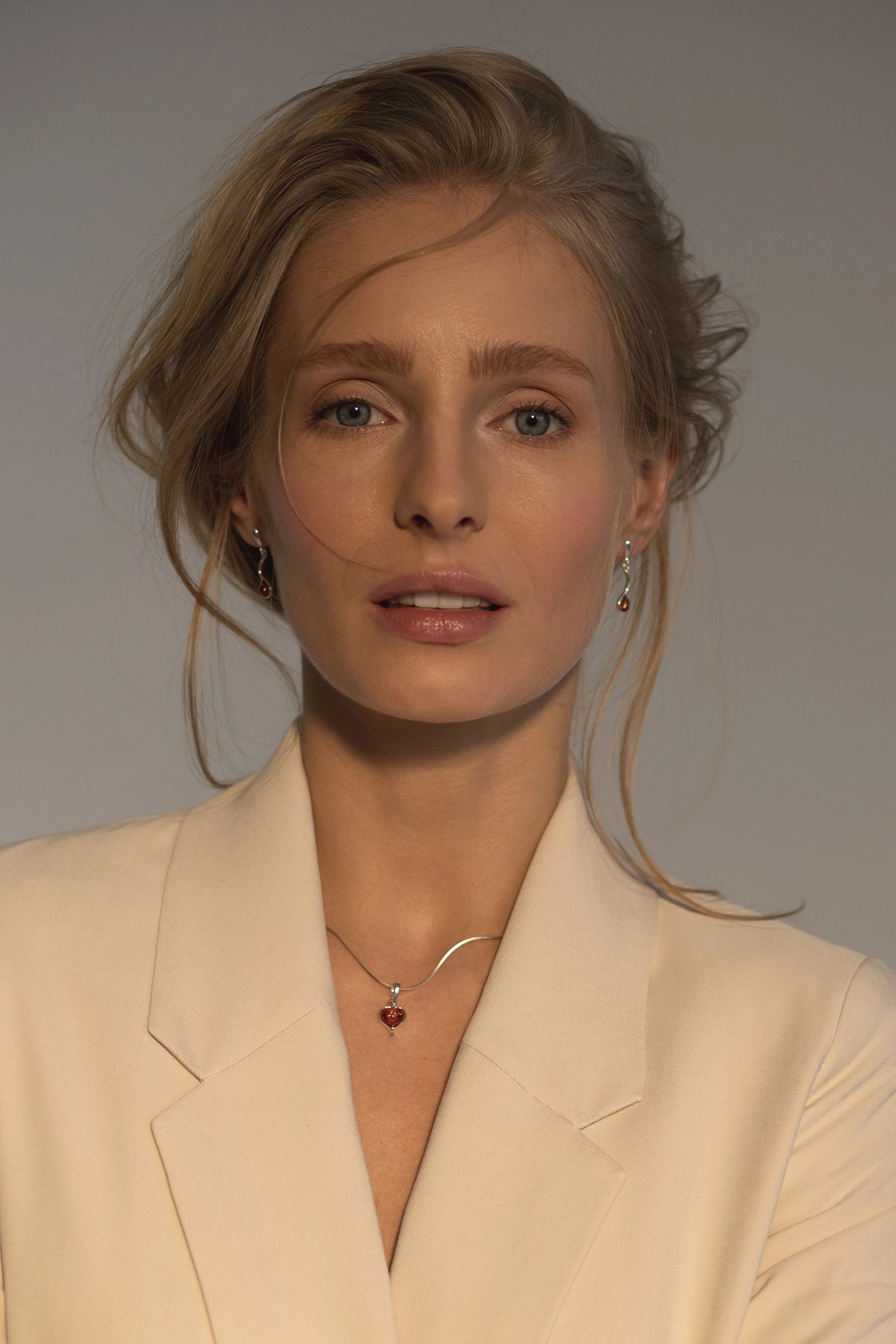 Thumbnail of Amber heart necklace