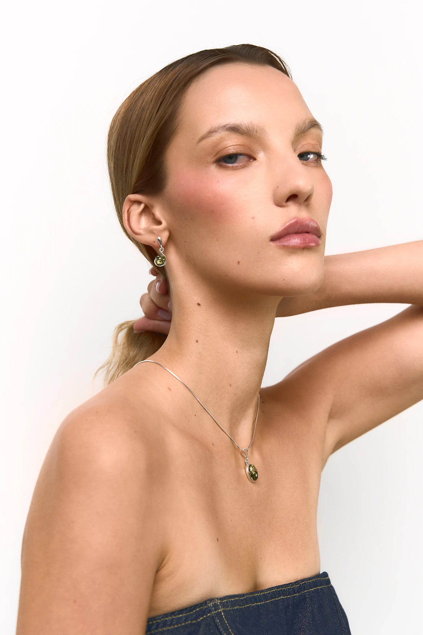 Thumbnail of Amore silver earrings with green amber