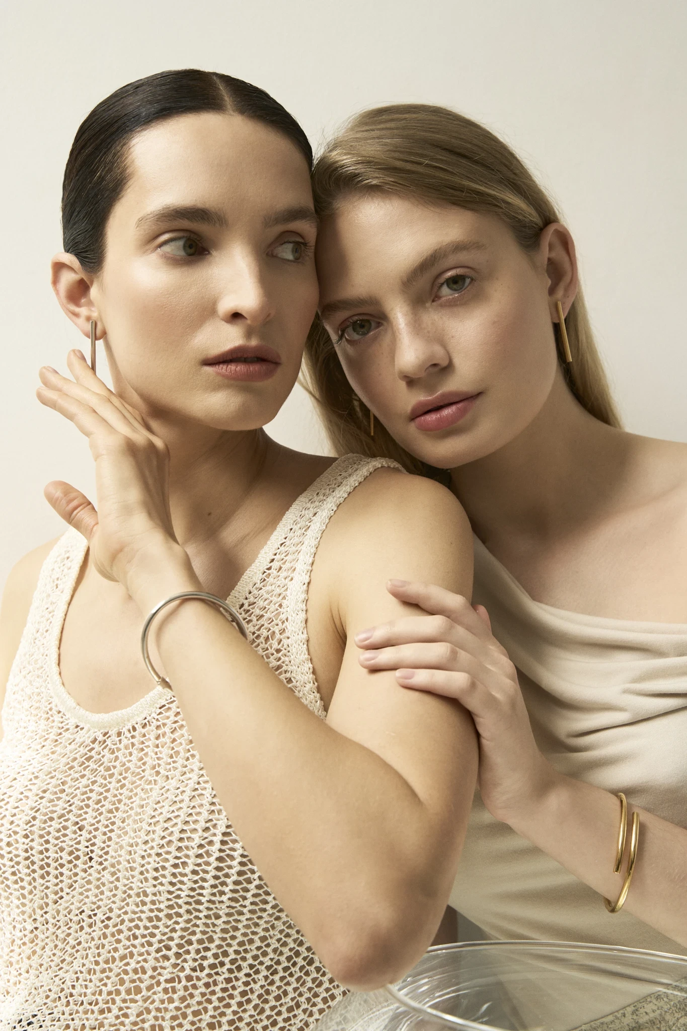 Elevate your style with our Gold Bangle Bracelet 🌟 Made from sterling silver with 18K gold plating, adjustable to fit any wrist size. Lightweight and timeless. Perfect for any outfit! ✨ #jewelry #bracelet