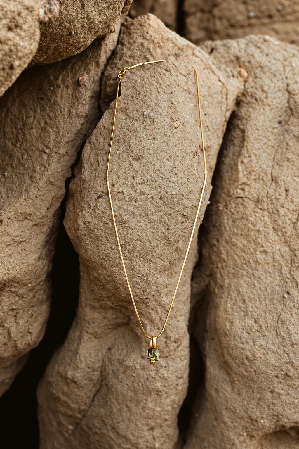 Cornelia necklace with green amber, Gold-plated, Amber, Amber necklaces