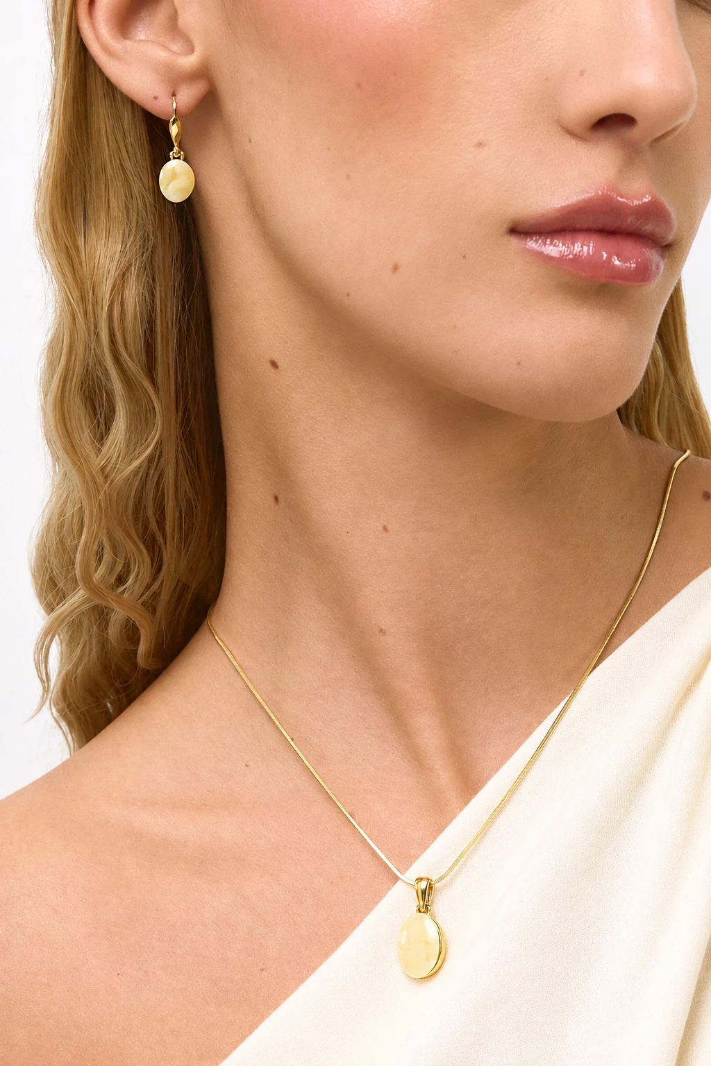 Crème gold necklace, Gold-plated, Amber, Amber necklaces