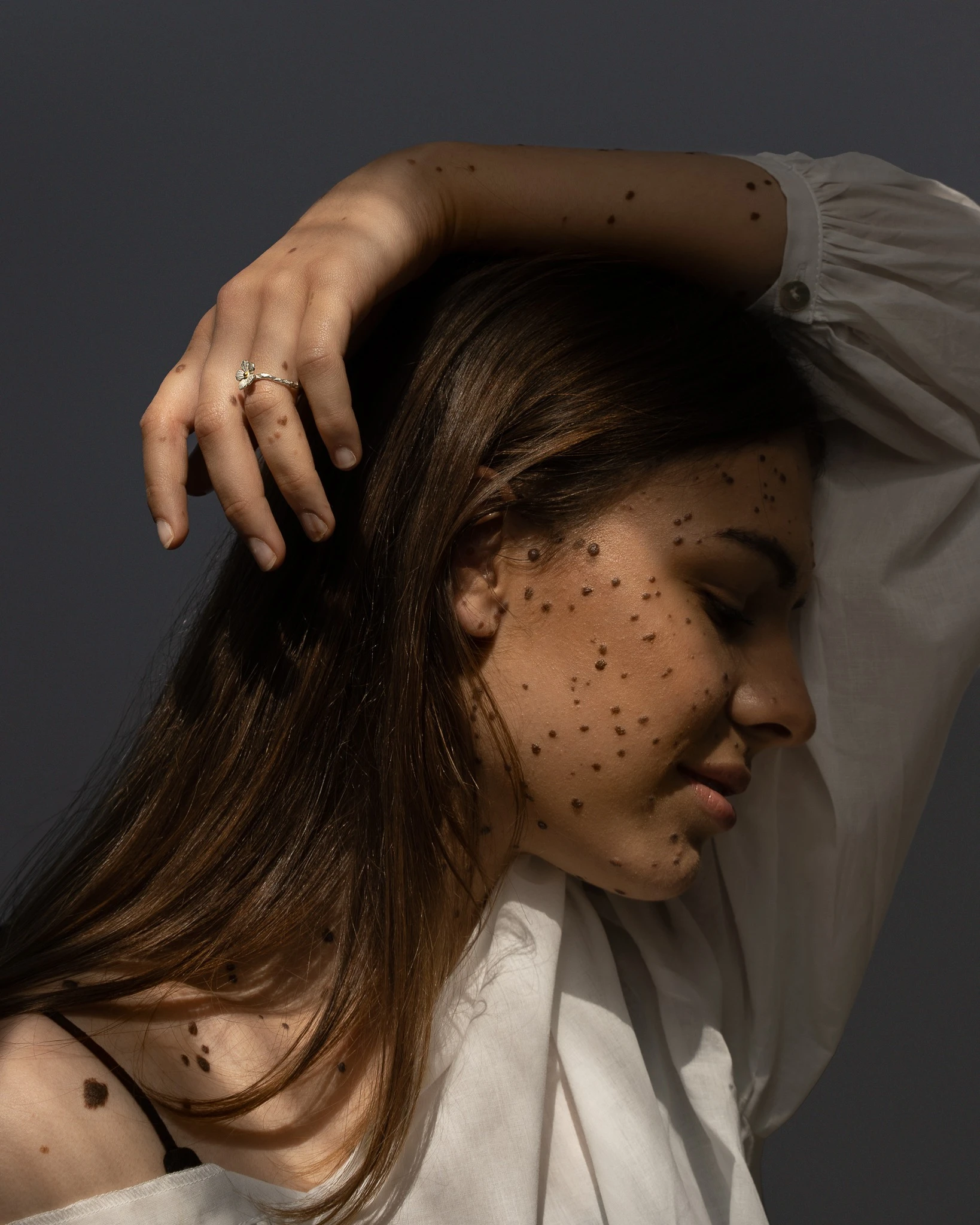 Thumbnail of Daisy ring