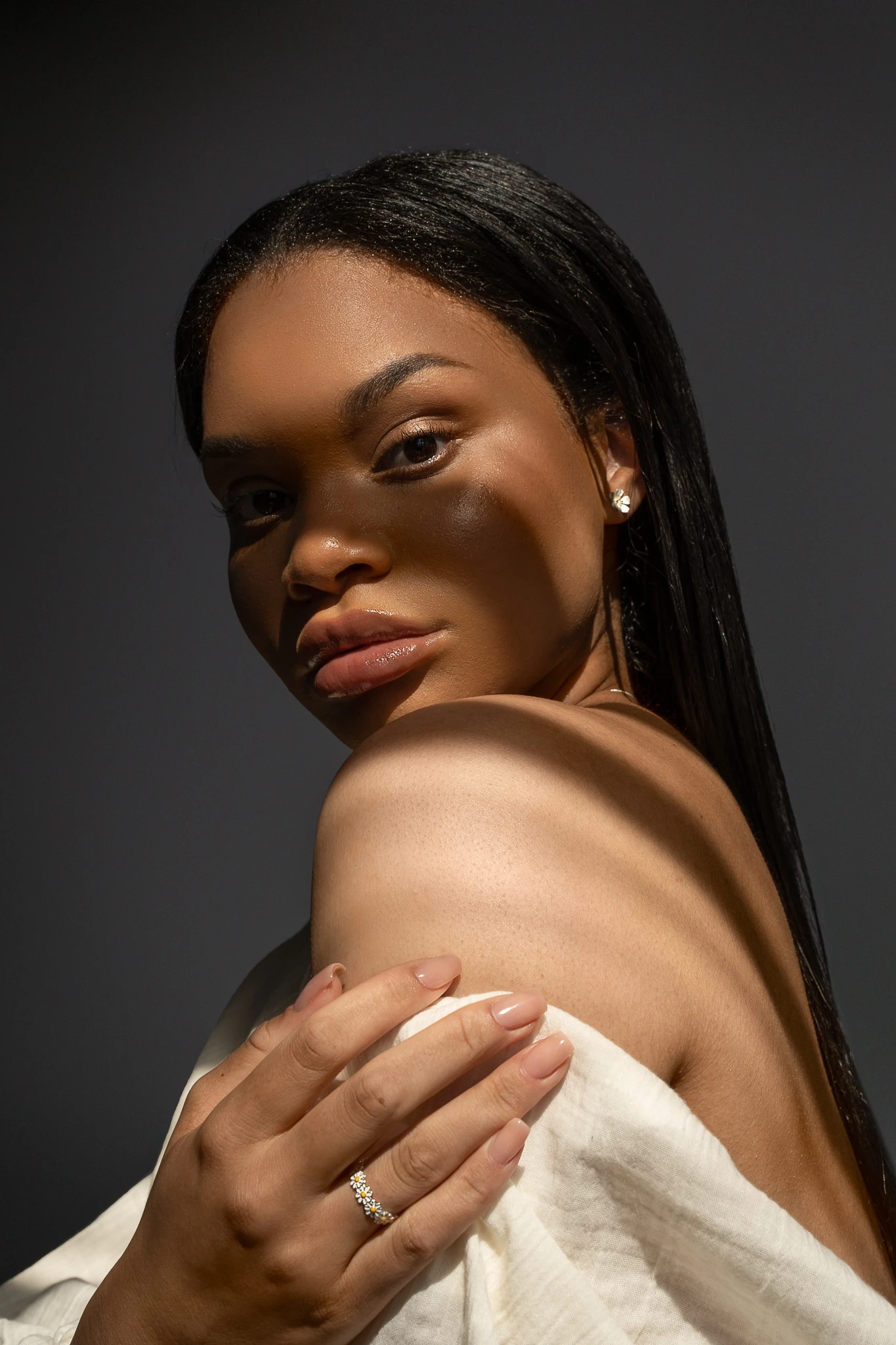 Miniatyrbild av Daisy stiftörhängen