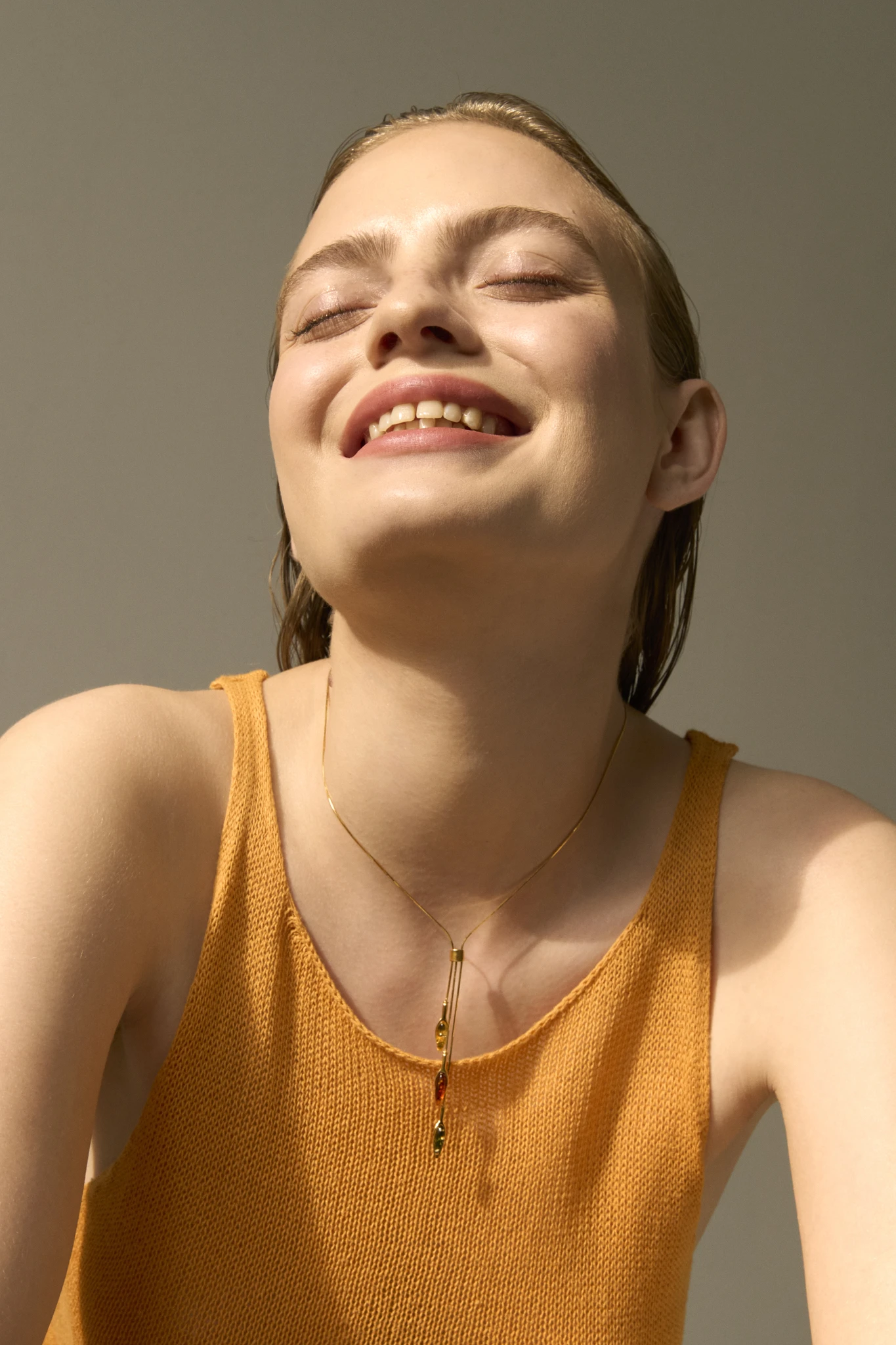 Thumbnail of Dream gold necklace