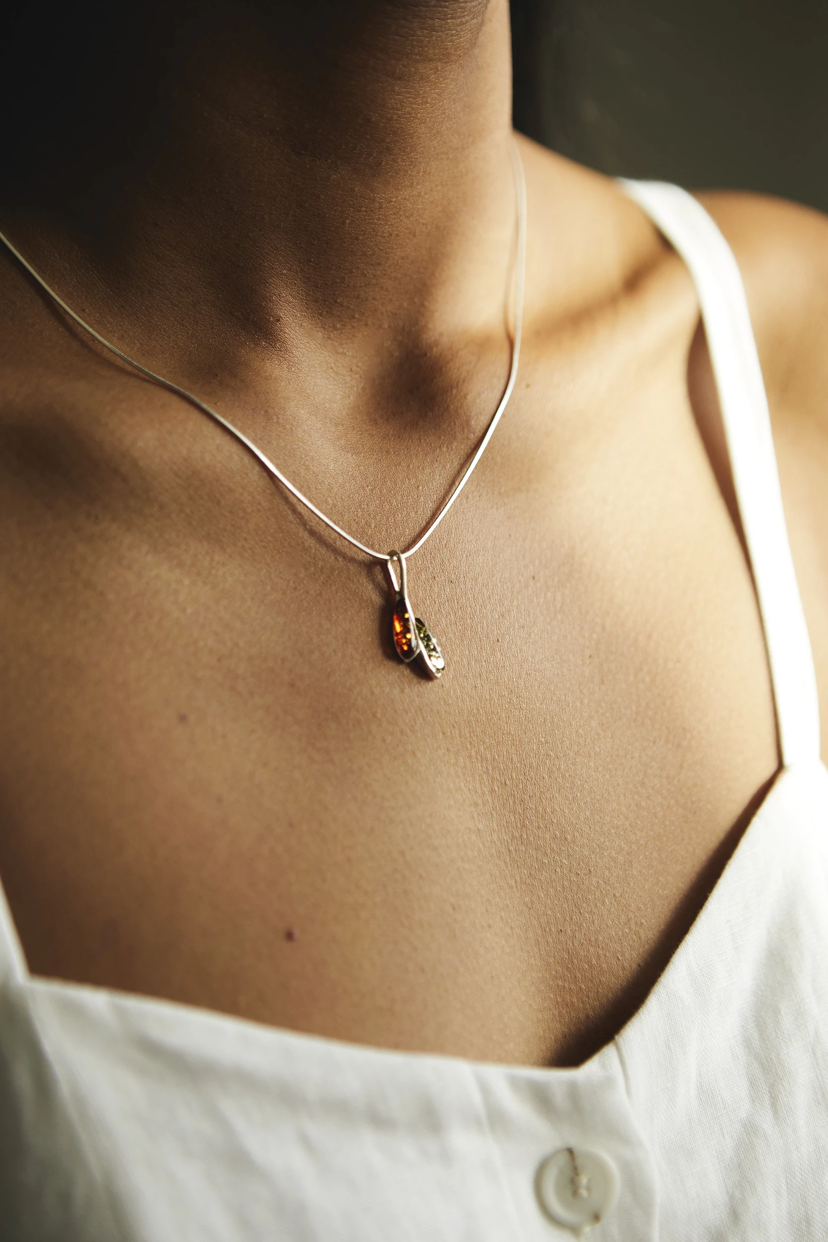 Duo amber necklace