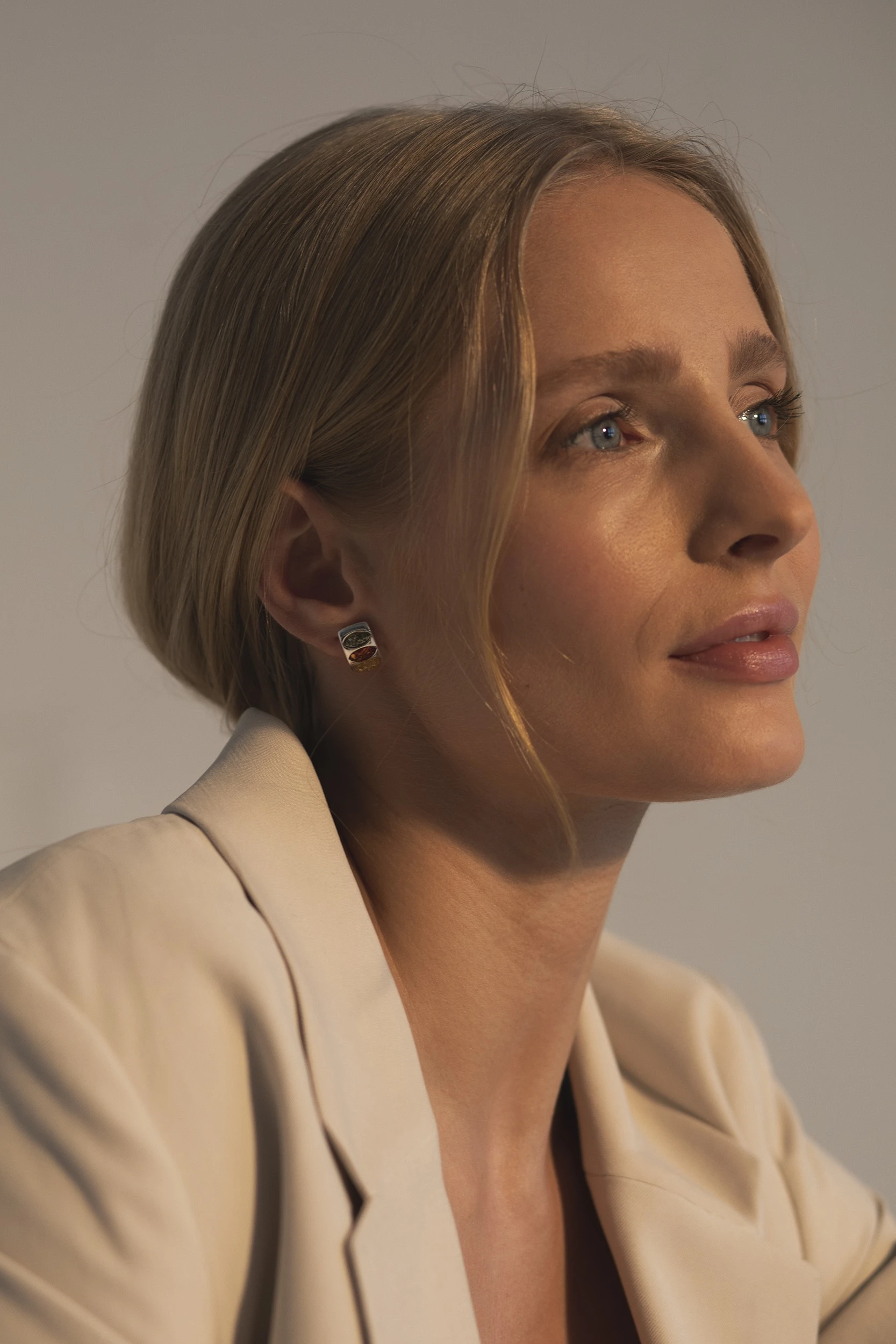 Thumbnail of Glory silver earrings with amber