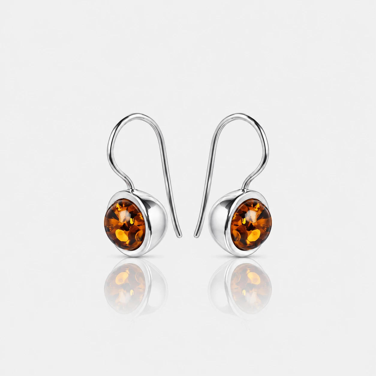 Grace earrings in silver with cognac amber