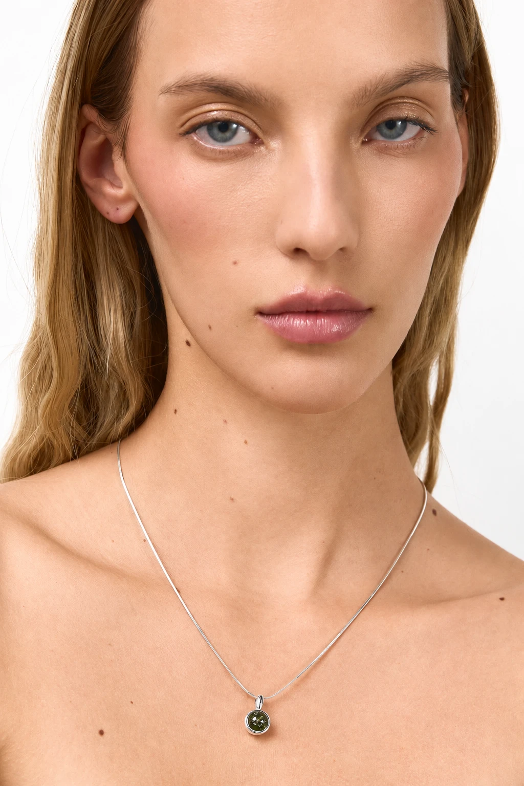 Grace necklace in silver with green amber, Silver, Amber, Amber necklaces