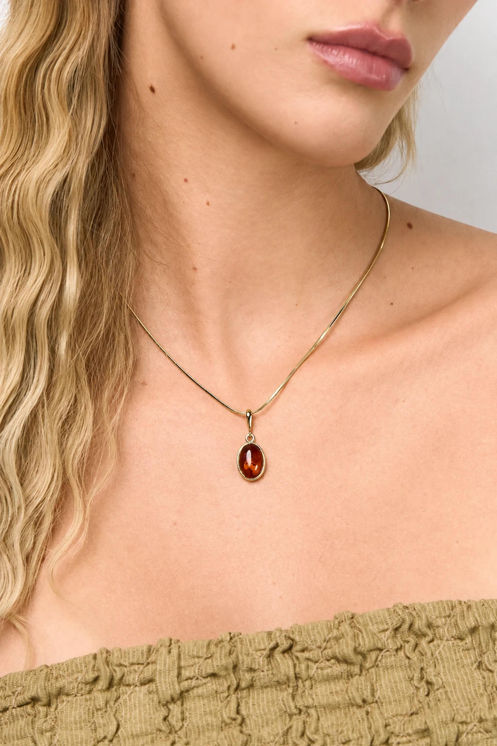 Harmony necklace in gold with amber, Gold-plated, Amber, Amber necklaces