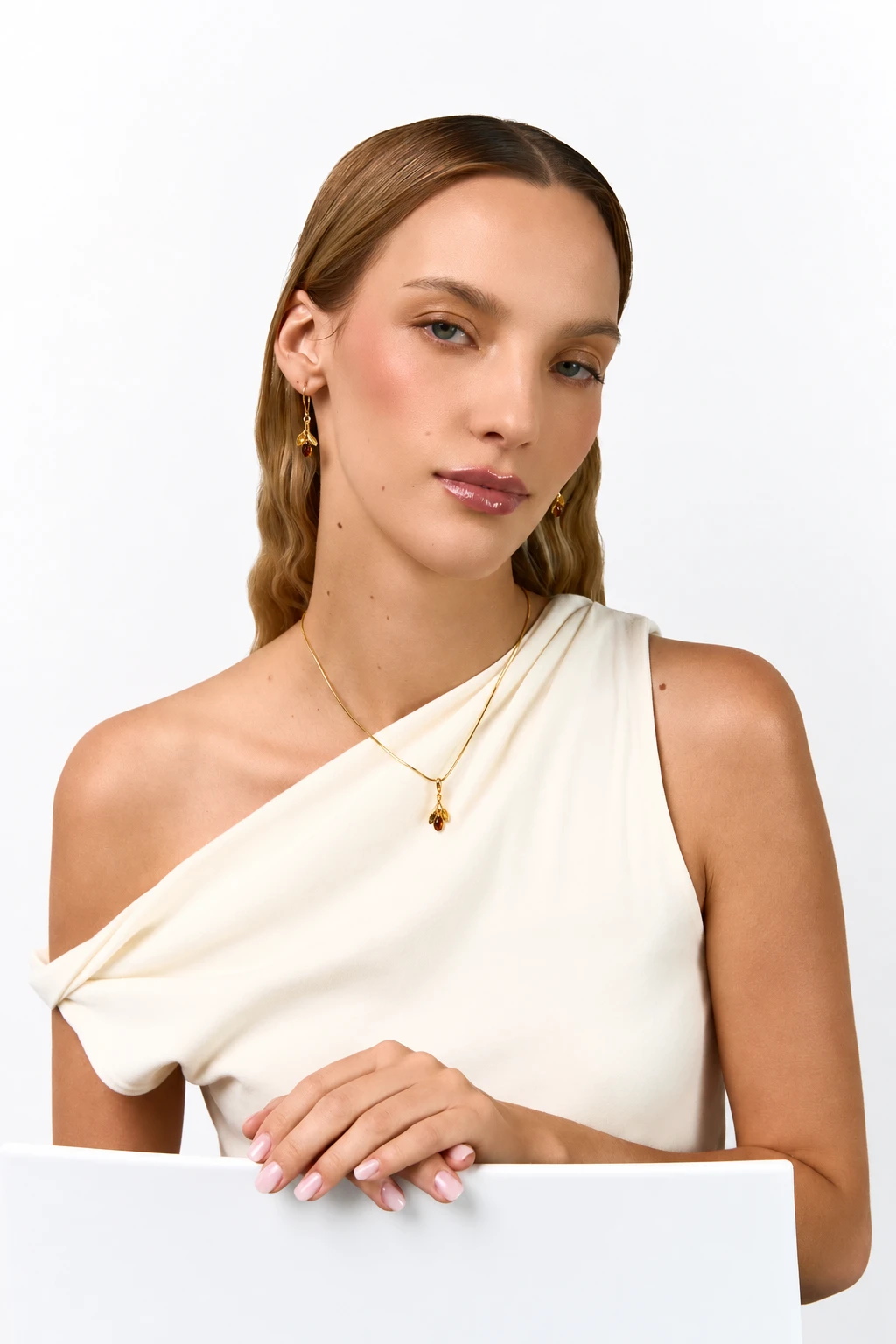 Honey gold necklace with amber, Gold-plated, Amber, Amber necklaces