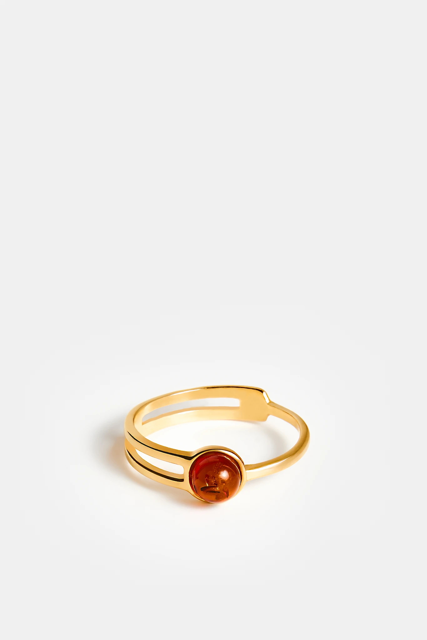 Lumi ring in gold with amber