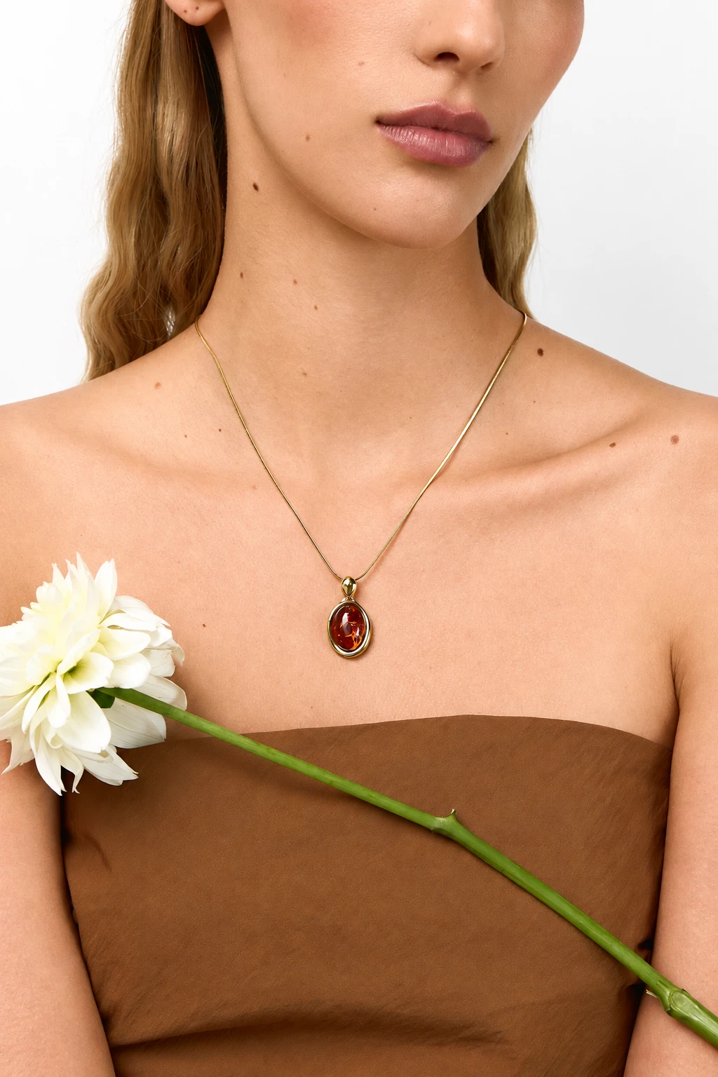 Marie necklace in gold with amber, Gold-plated, Amber, Amber necklaces