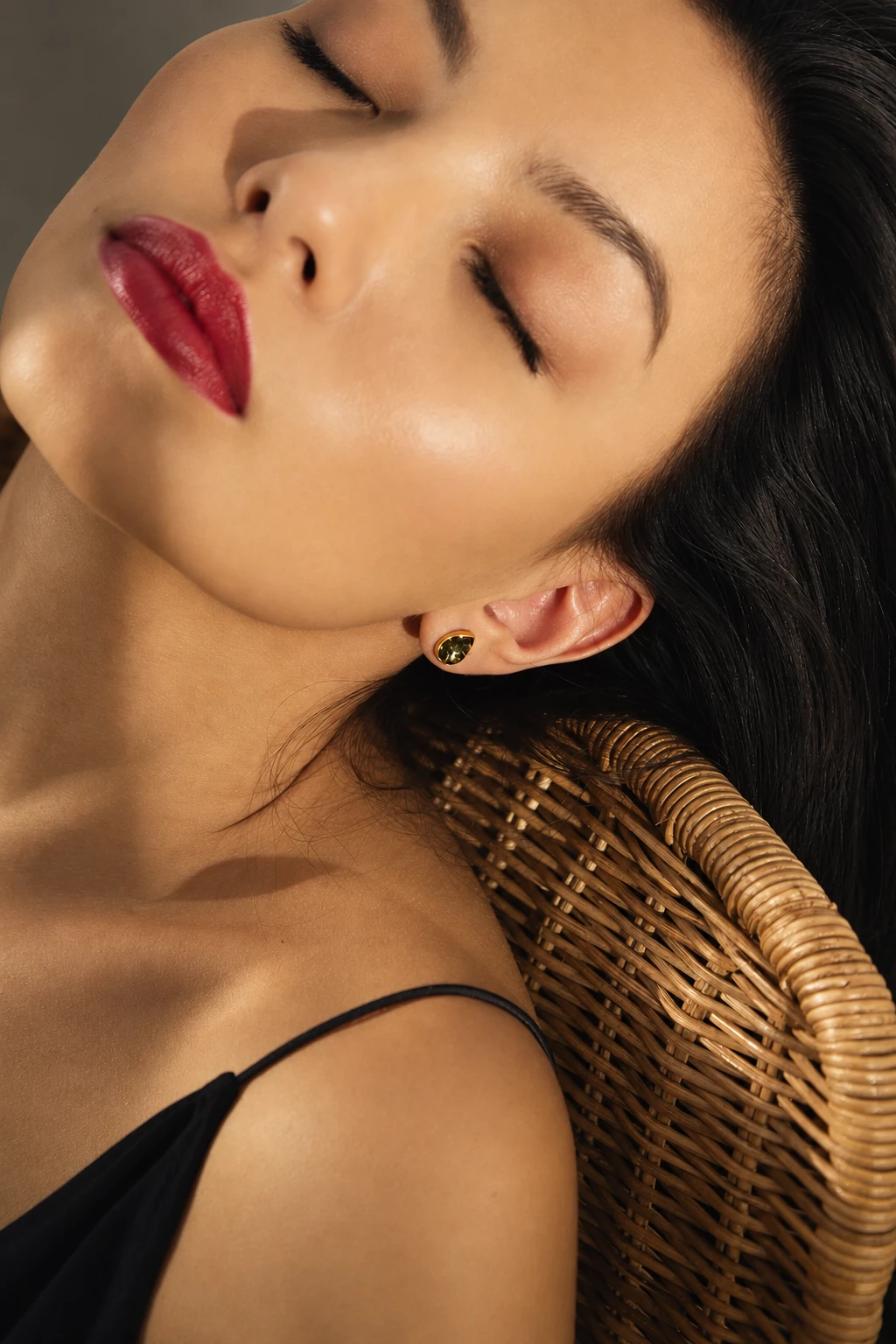 Gold stud earrings with green Baltic amber, Gold-plated, Amber, Amber earrings