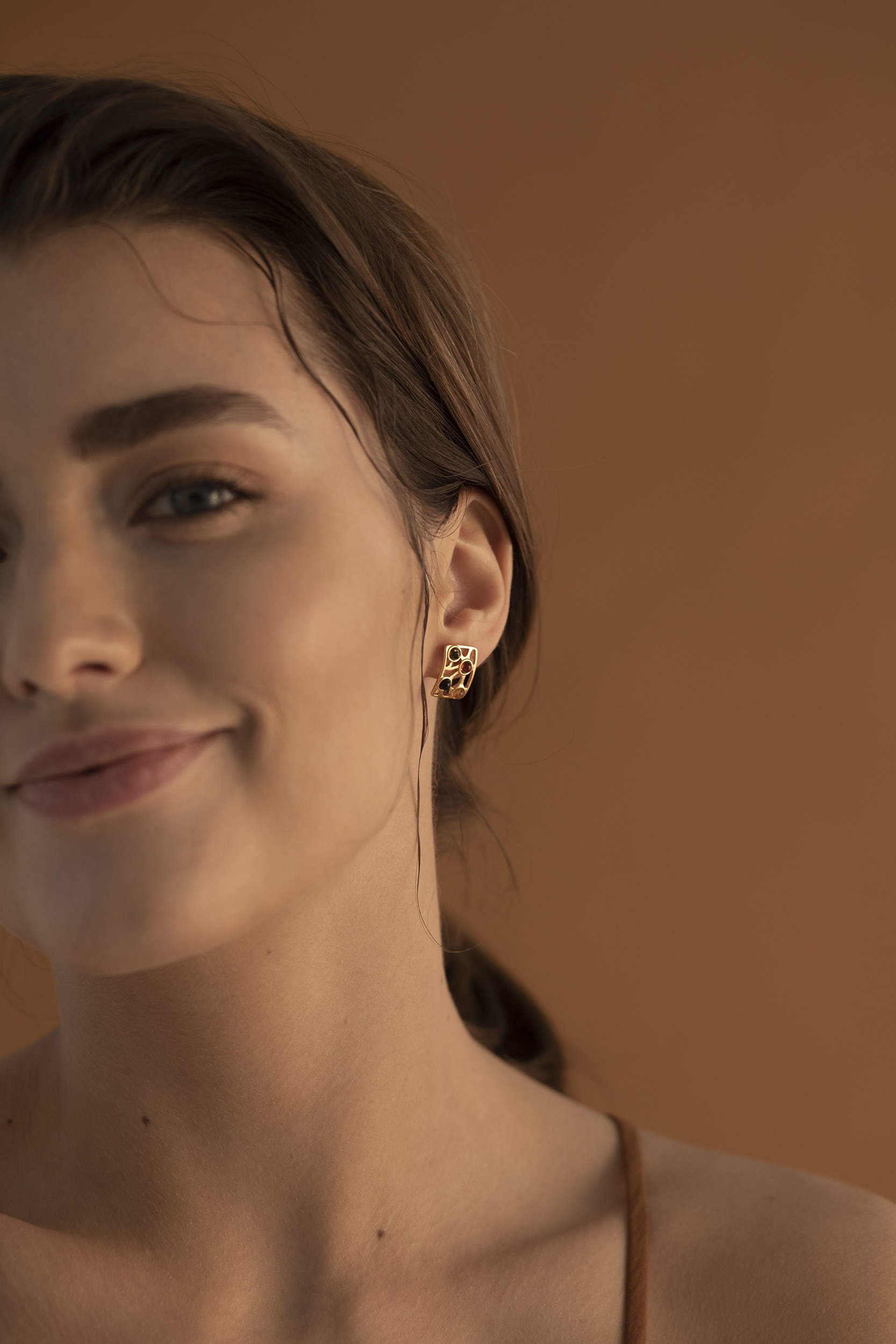 Thumbnail of Dolce vita gold earrings with amber