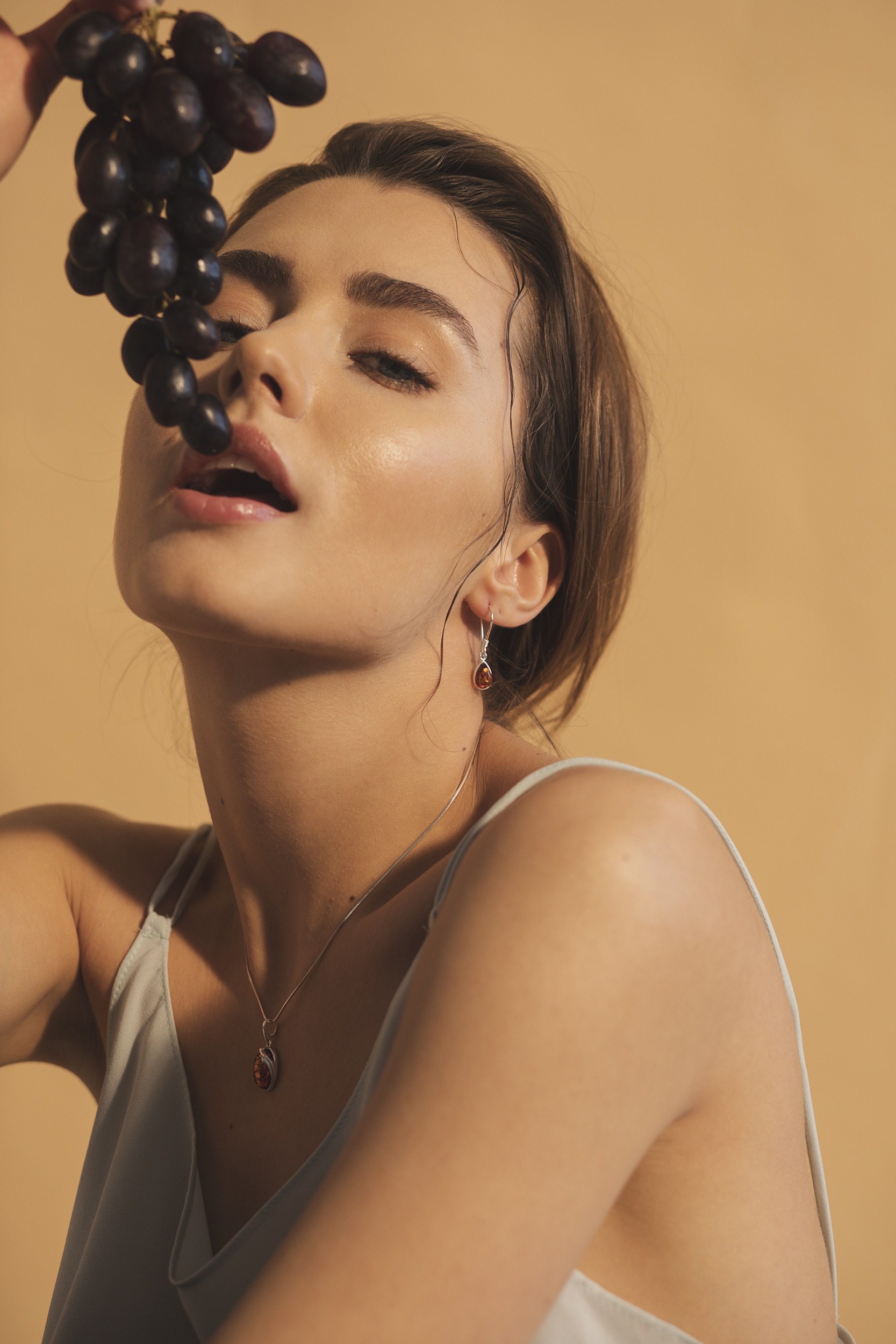 Thumbnail of Eva silver necklace with cognac amber