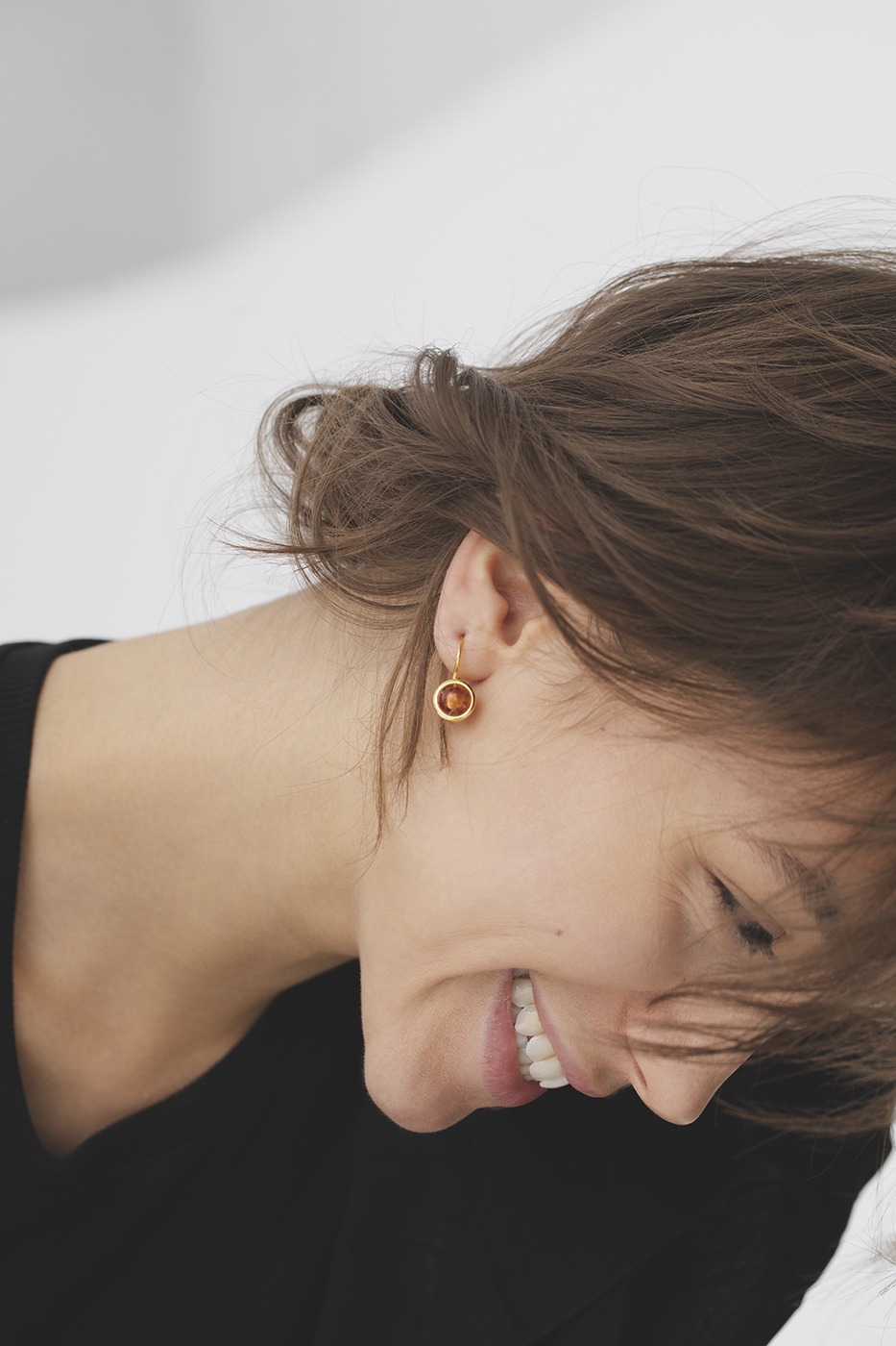Thumbnail of Grace gold earrings with cognac amber