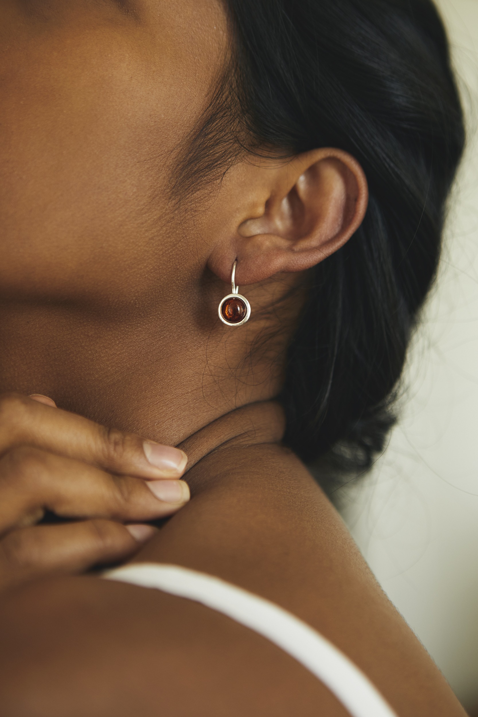 Grace silver earrings with cognac amber